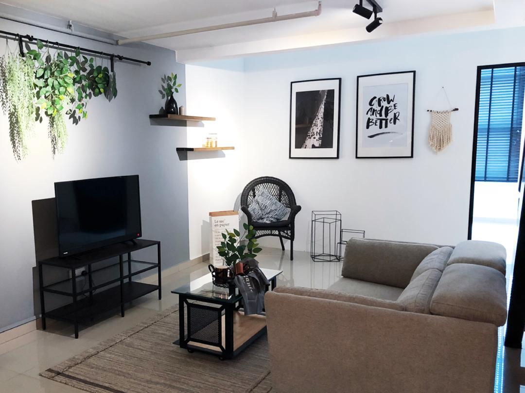 Modern living room renovation by Euro Generation - Testimonial 63