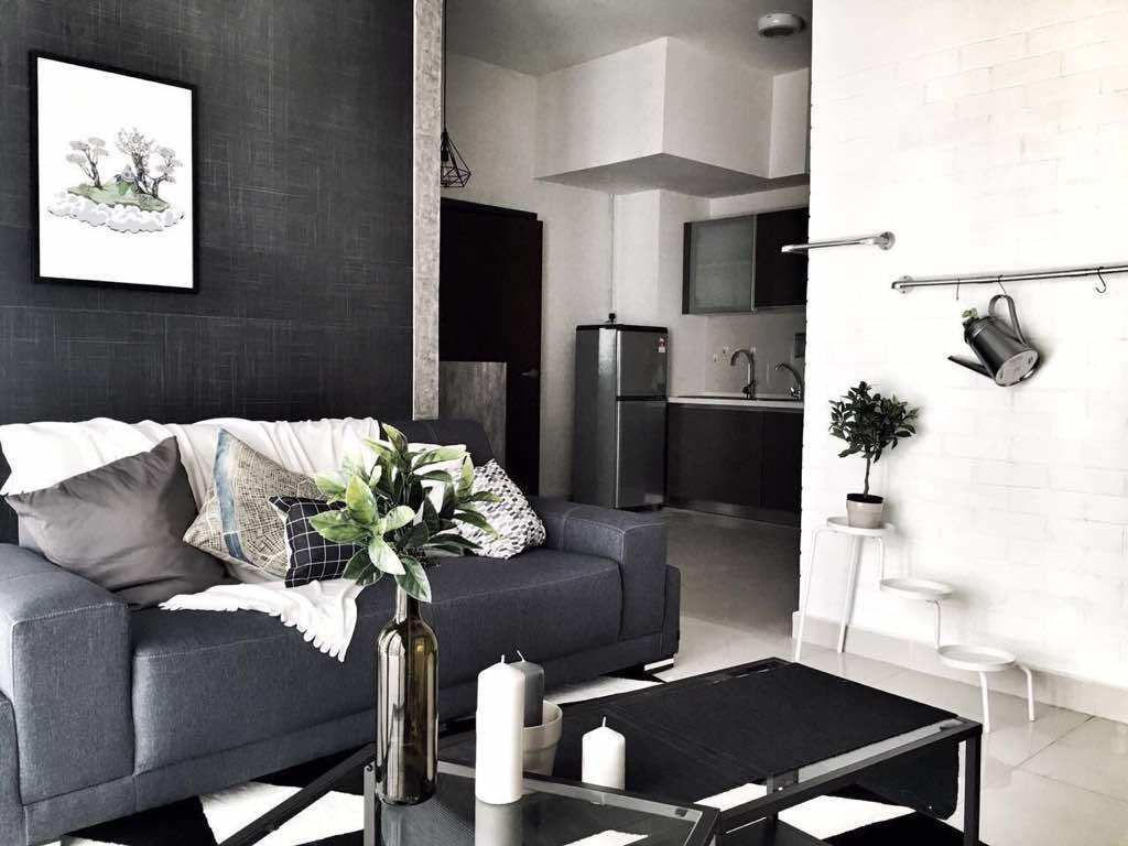 Modern and cozy living room - Testimonial 78