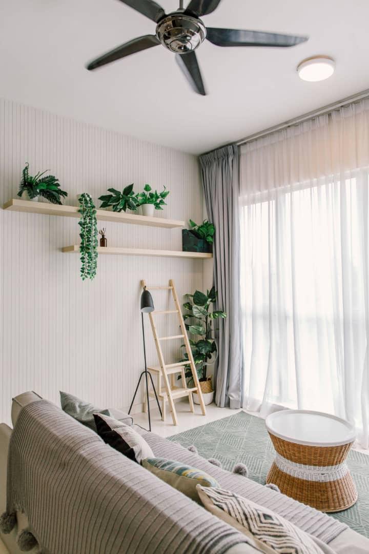 Sleek and modern living room - Testimonial 86